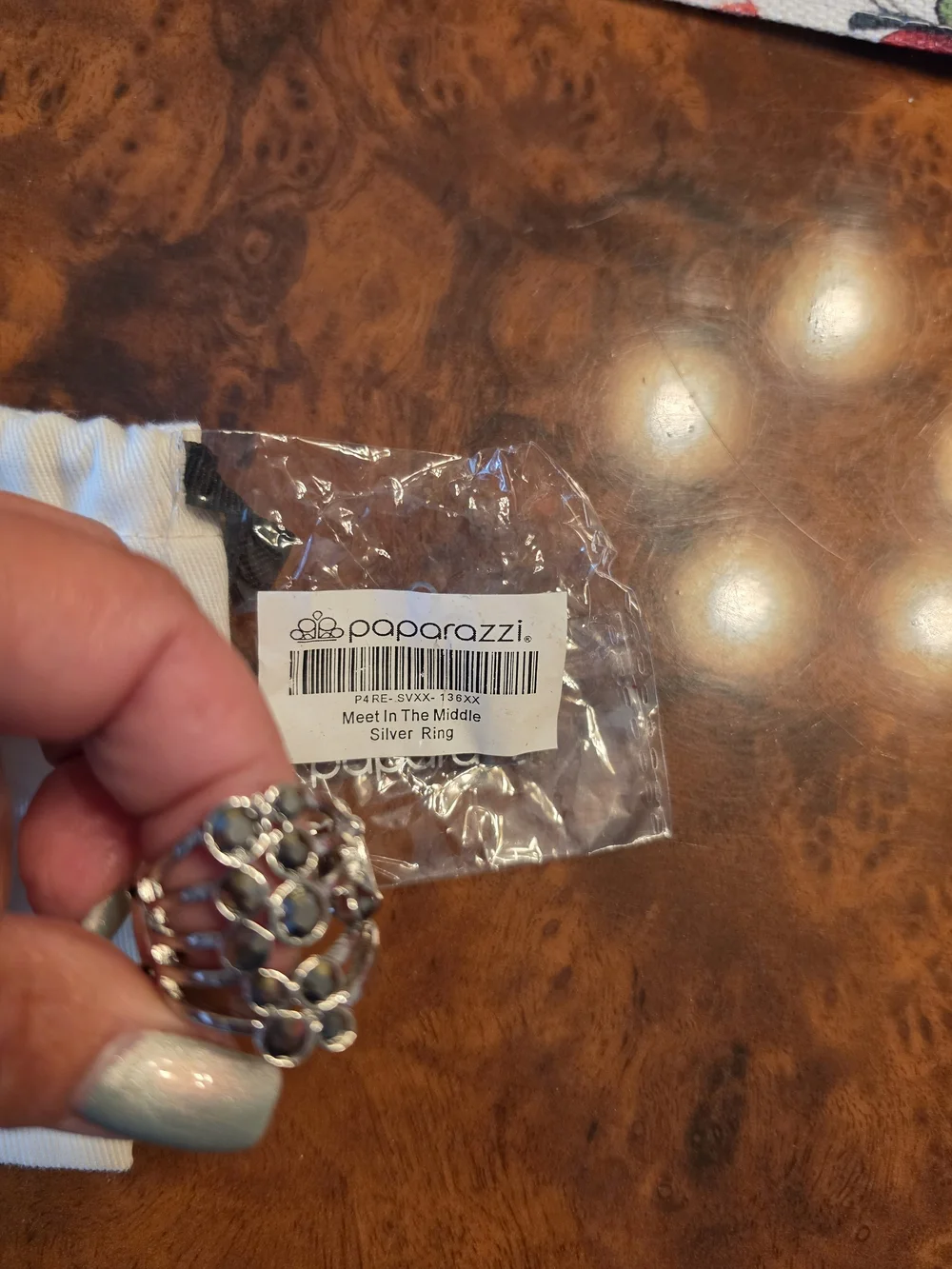 NWT Kate Spade Earrings + Paparazzi Costume Ring 💕✨